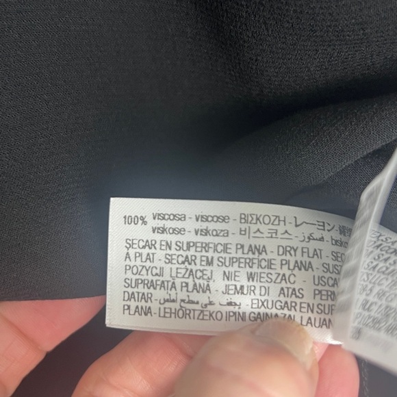 ZARA ZW Collection Black Flowing Cape Sleeve Lightweight Chic Blouse Top Sz L - Picture 10 of 11